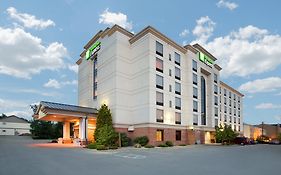 Holiday Inn Express in Bloomington Indiana